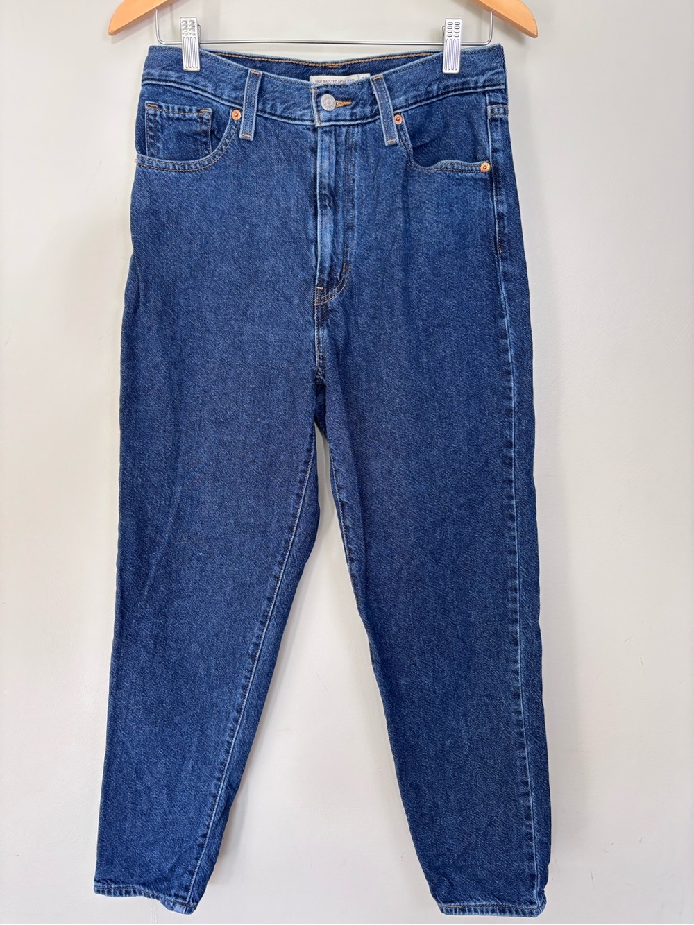 Levi's High Waisted Mom Jeans-Dark Wash-Women's Size 29x29-Tapered-Relaxed Fit